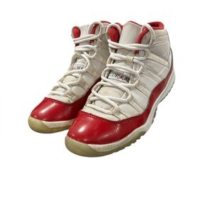 Nike Air Jordan Retro 11 Cherry Red White kids Size 3Y